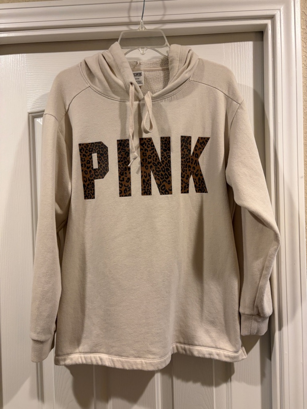 PINK Victoria's Secret Cream Hoodie with Leopard Print Logo size M w/ pockets - Picture 3 of 5